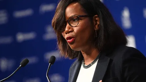 Lutte contre les discriminations : Elisabeth Moreno en visite au Mans